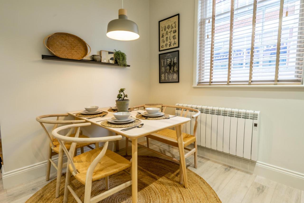 The Lark Apartamento York Exterior foto